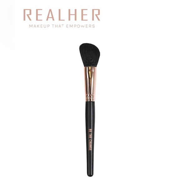 RealHer Be The Change Tapered/Angled Vegan Blush Brush NWT - Picture 1 of 2